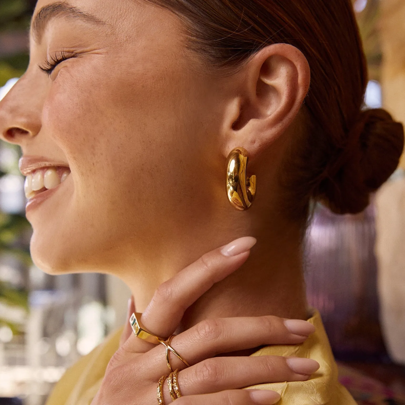 Bella Gold Hoop Earrings
