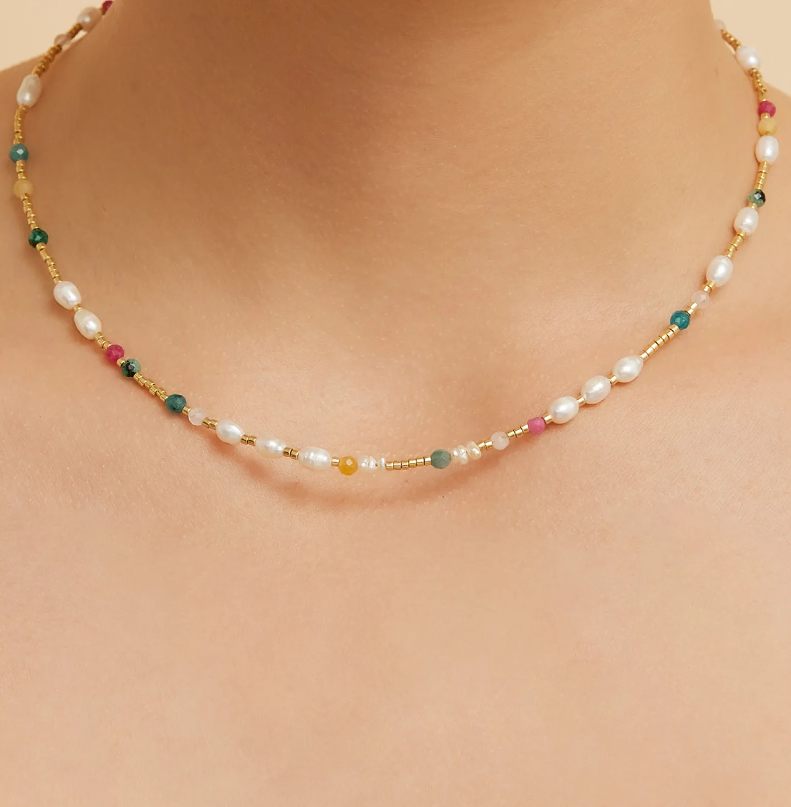 Clover Gemstone and Pearl Necklace