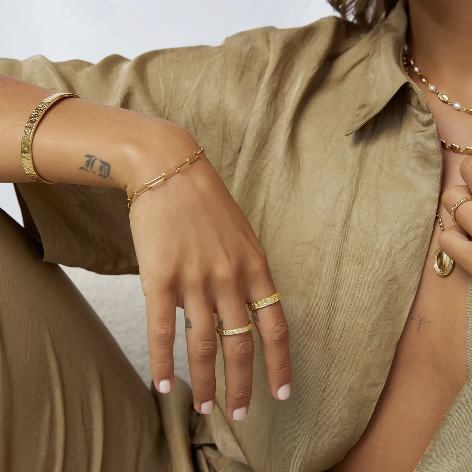 Eros Gold Textured Ring - Small