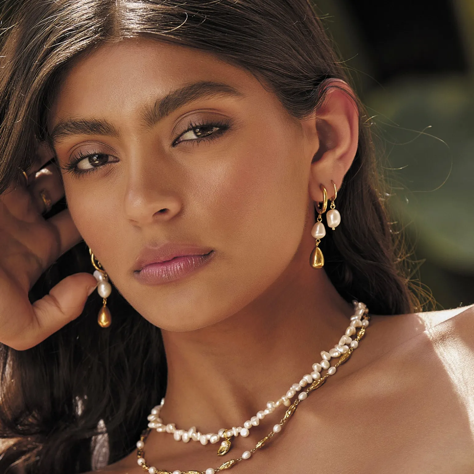 Mimi Pearl and Gold Necklace