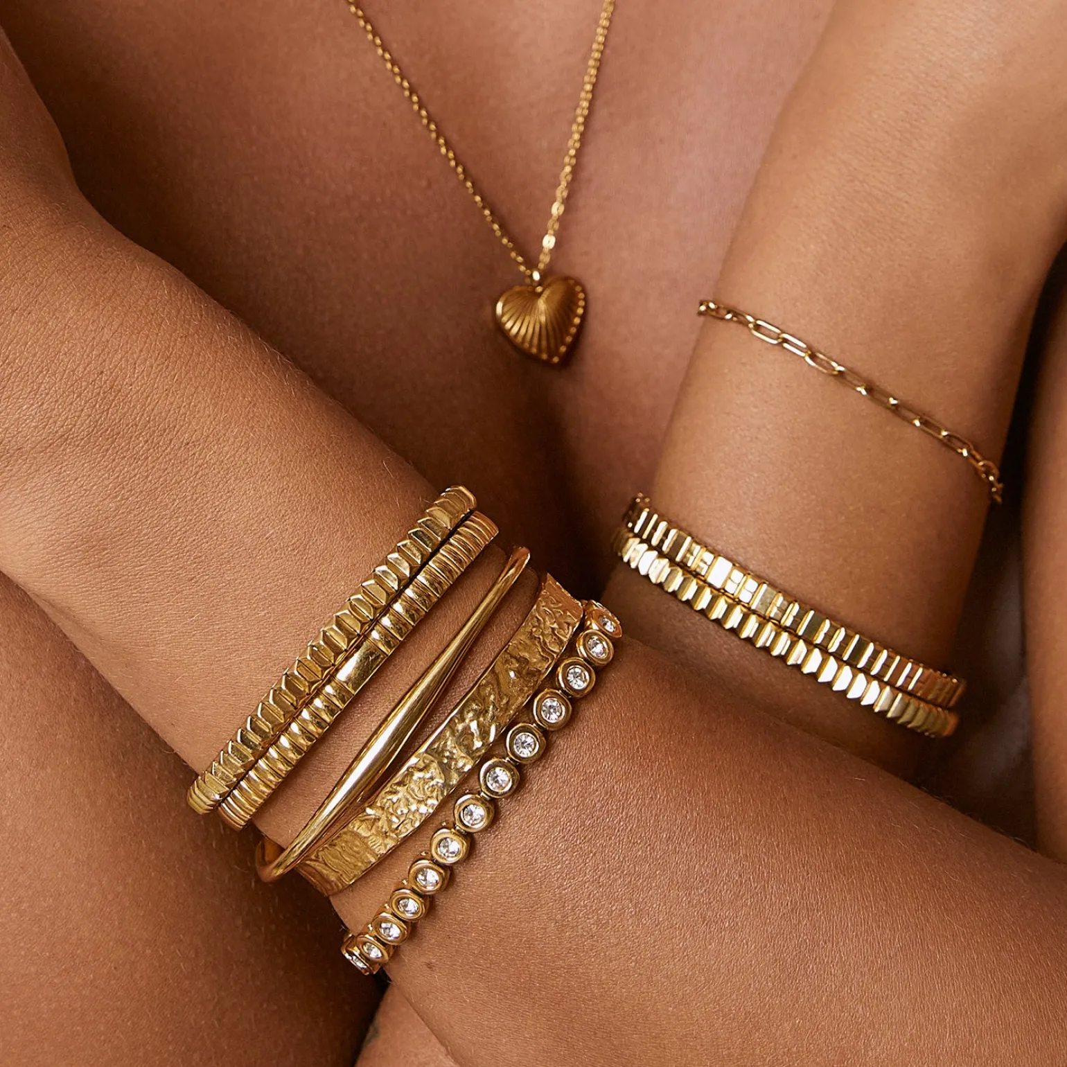Onyx Bracelet - Gold