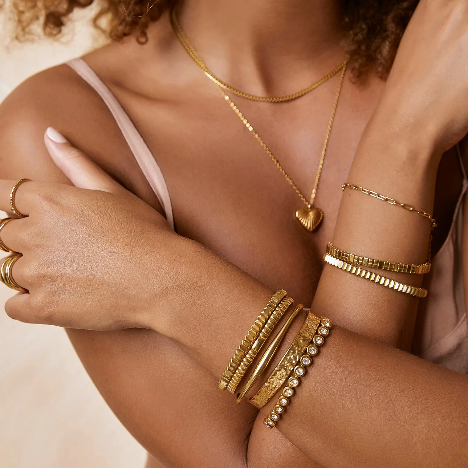 Onyx Bracelet - Gold
