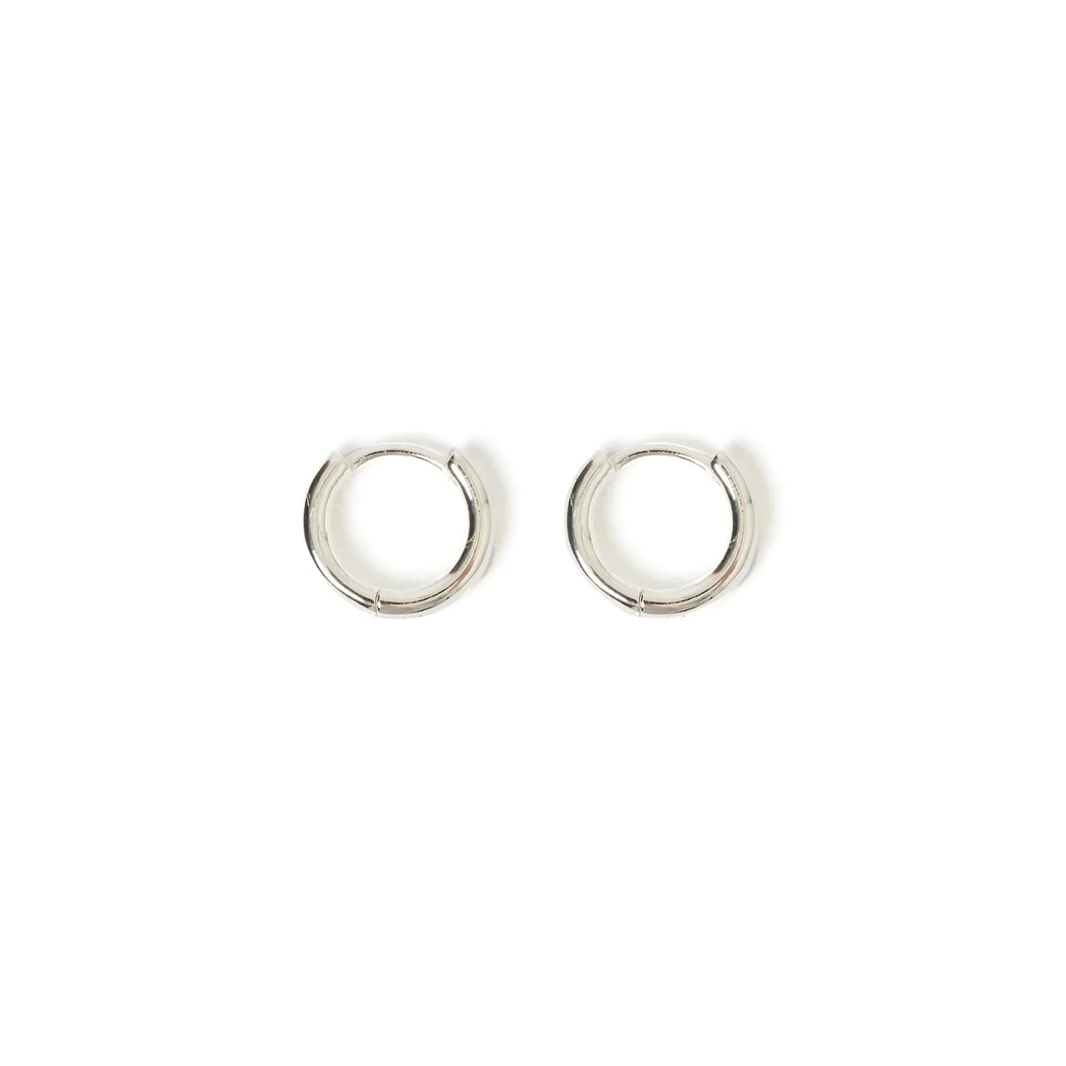 Shia Silver Huggie Earrings