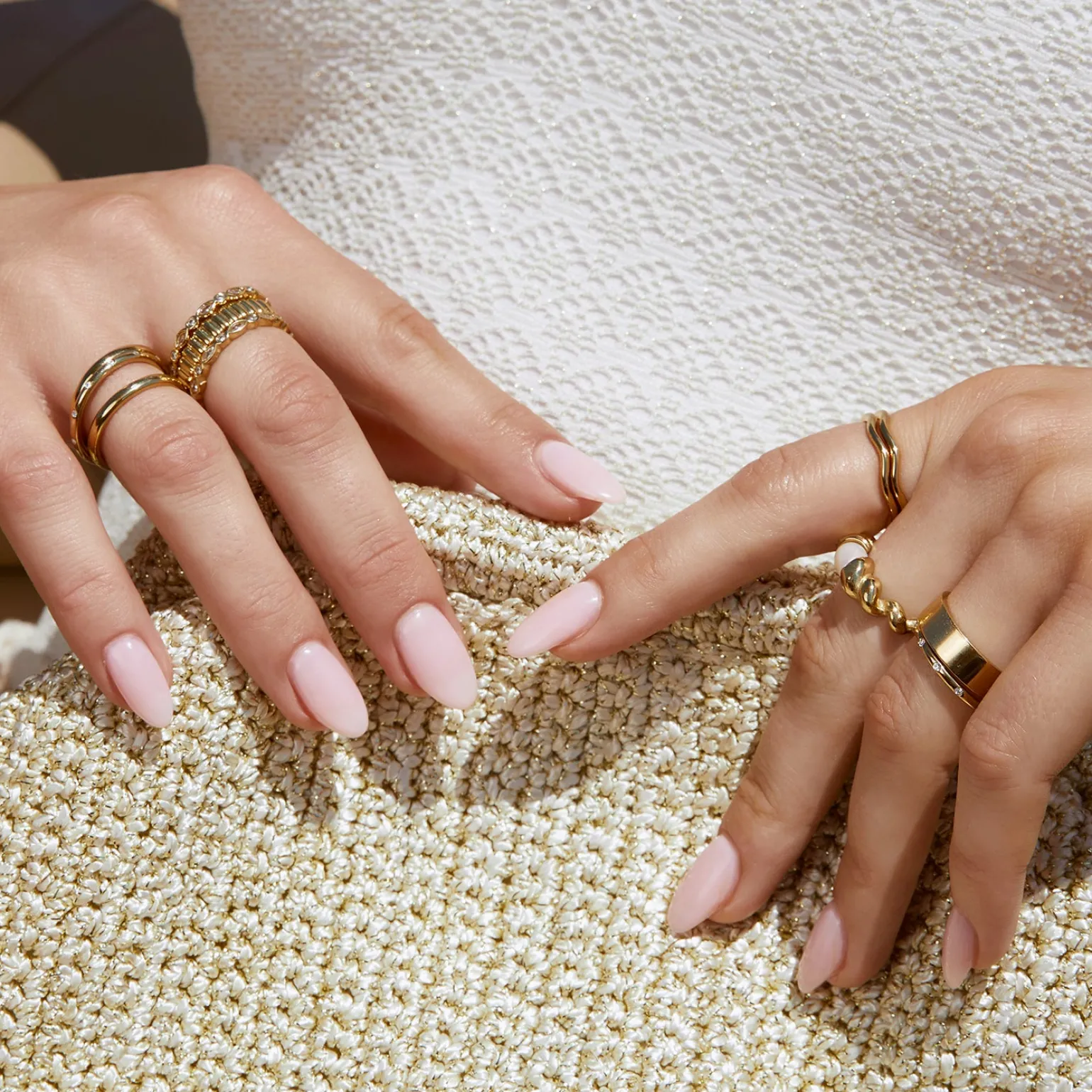Viola Gold Ring